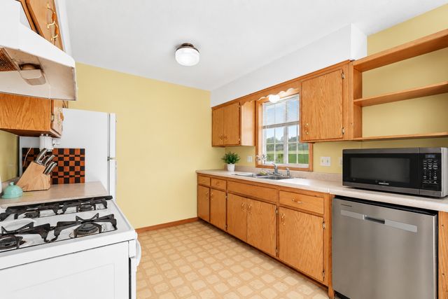 31050 Foster Avenue, Stacy, MN 55079