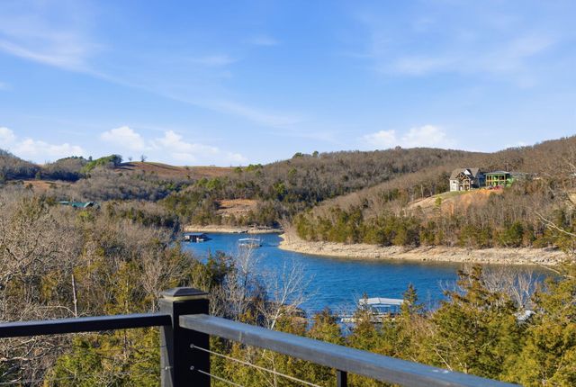 117 Hidden Bluff Road, Blue Eye, MO 65611