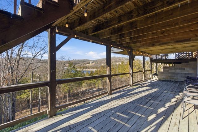 117 Hidden Bluff Road, Blue Eye, MO 65611