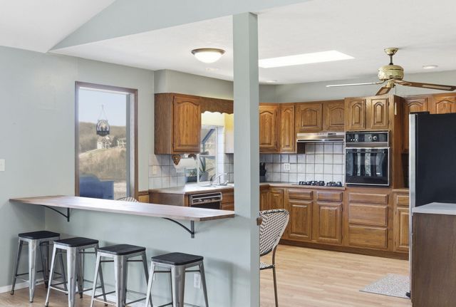 117 Hidden Bluff Road, Blue Eye, MO 65611