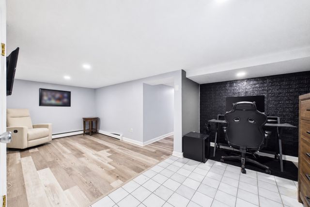 38 Little Neck Ave, Swansea, MA 02777