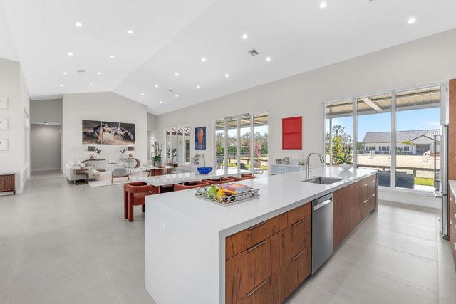 2889 Appaloosa Trail, Wellington, FL 33414