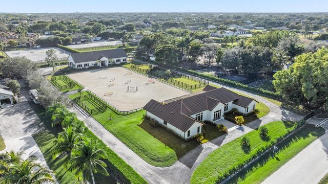 2889 Appaloosa Trail, Wellington, FL 33414