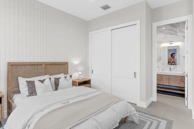 2889 Appaloosa Trail, Wellington, FL 33414