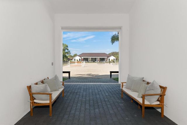 2889 Appaloosa Trail, Wellington, FL 33414