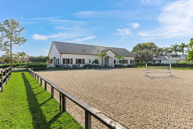 2889 Appaloosa Trail, Wellington, FL 33414