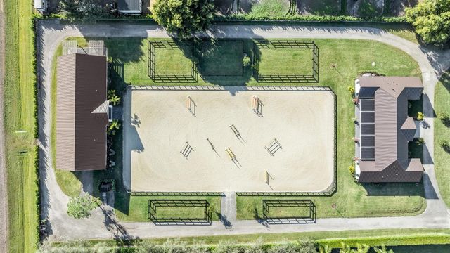 2889 Appaloosa Trail, Wellington, FL 33414