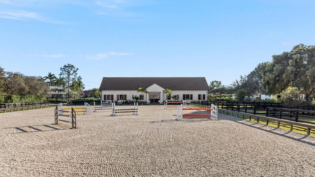 2889 Appaloosa Trail, Wellington, FL 33414