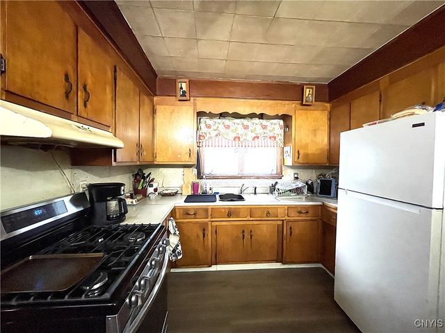 220 West Yates Street, Dewitt, NY 13057