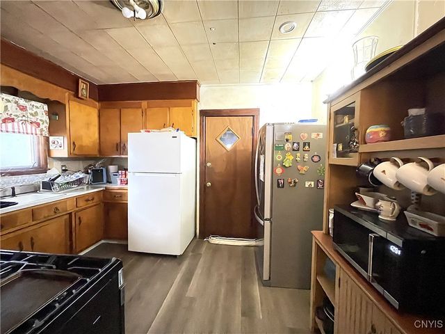 220 West Yates Street, Dewitt, NY 13057