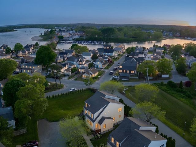 3 Carleton Street 3, Wareham, MA 02558