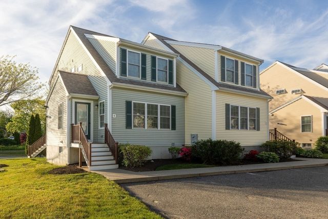 3 Carleton Street 3, Wareham, MA 02558