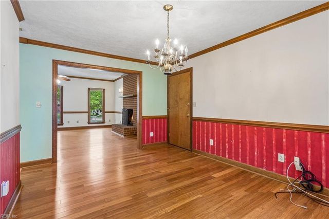 101 Marine CIR, Yorktown, VA 23692