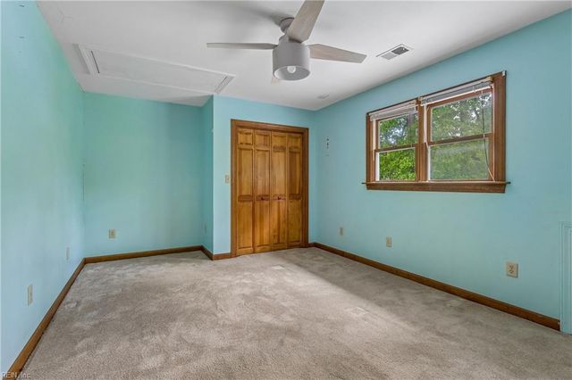 101 Marine CIR, Yorktown, VA 23692