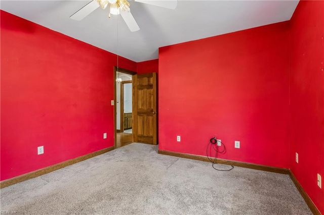 101 Marine CIR, Yorktown, VA 23692