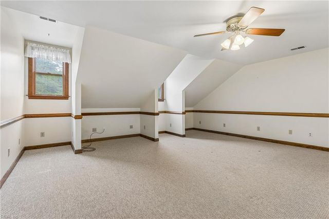 101 Marine CIR, Yorktown, VA 23692