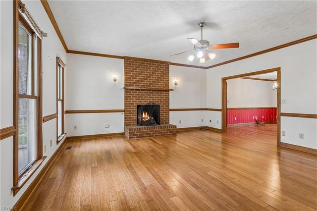 101 Marine CIR, Yorktown, VA 23692