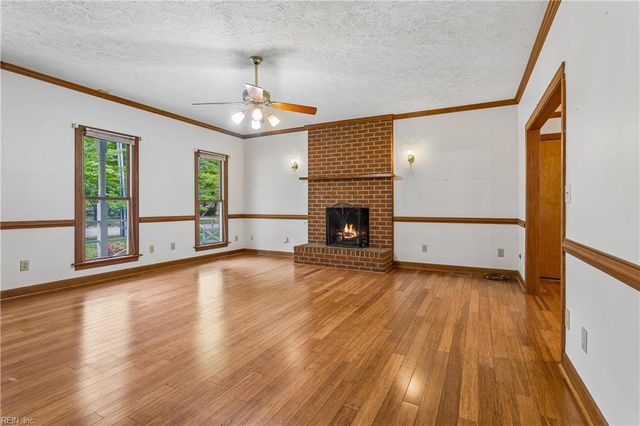 101 Marine CIR, Yorktown, VA 23692