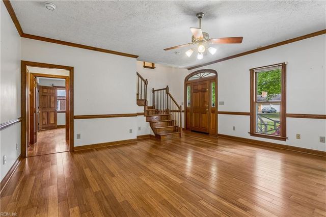 101 Marine CIR, Yorktown, VA 23692