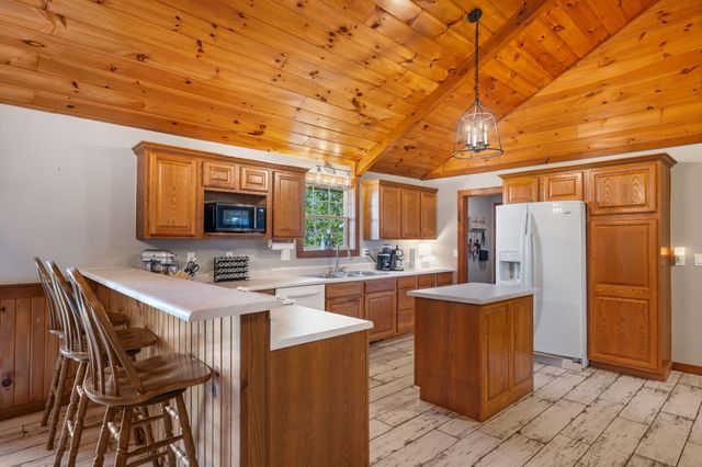 2298 State Highway A, Crane, MO 65633