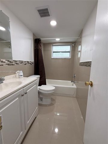 6650 Royal Palm Blvd 110C, Margate, FL 33063