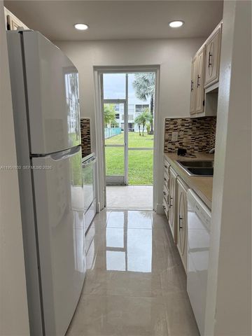 6650 Royal Palm Blvd 110C, Margate, FL 33063