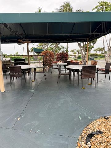 6650 Royal Palm Blvd 110C, Margate, FL 33063