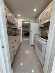 6650 Royal Palm Blvd 110C, Margate, FL 33063