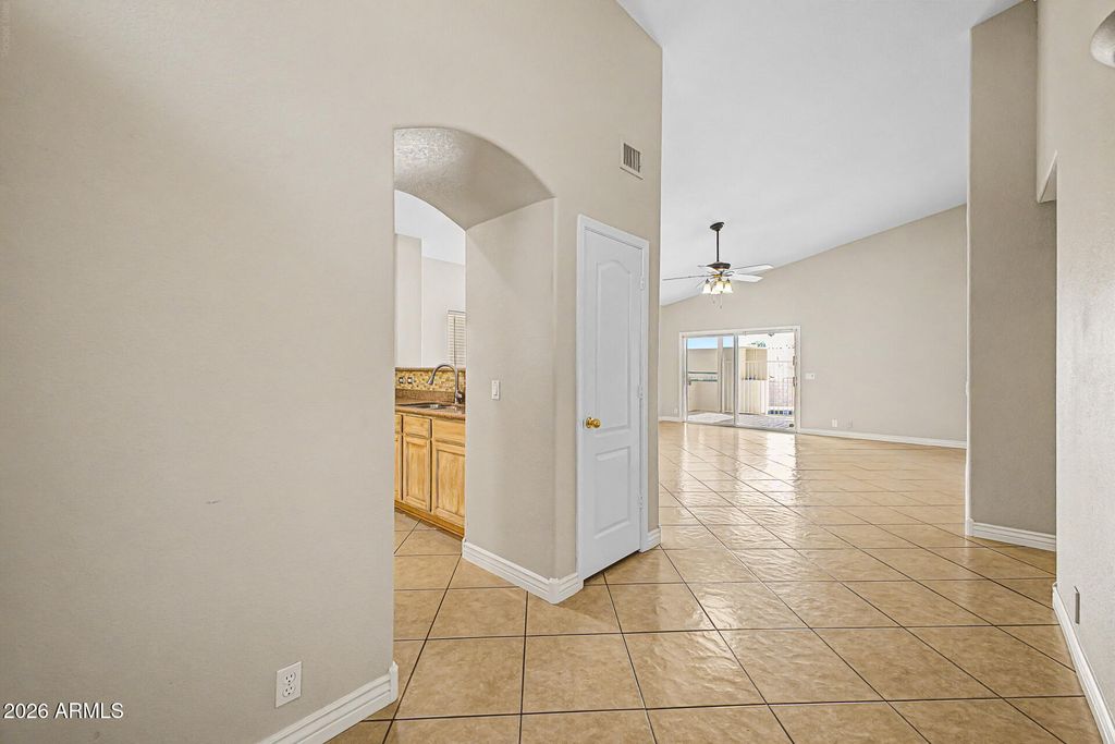 17826 N 13TH Place, Phoenix, AZ 85022 — photo 4