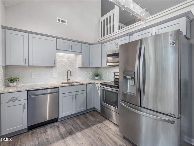 19 Meadhall Court, Durham, NC 27713