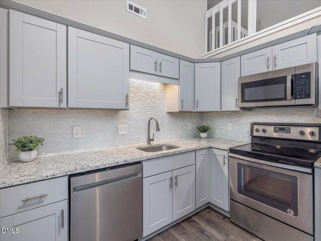 19 Meadhall Court, Durham, NC 27713