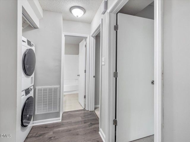 19 Meadhall Court, Durham, NC 27713