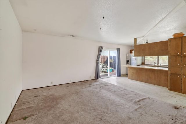 8700 Great Ct, Elk Grove, CA 95624