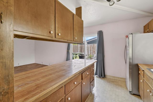 8700 Great Ct, Elk Grove, CA 95624