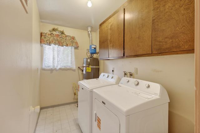 8700 Great Ct, Elk Grove, CA 95624