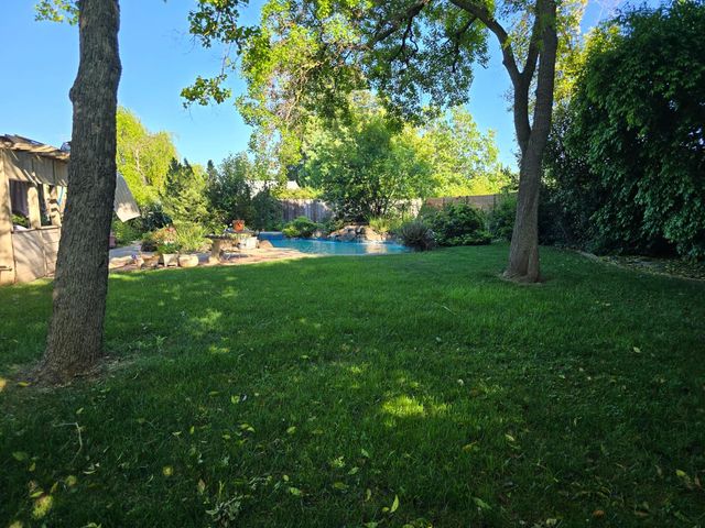 8700 Great Ct, Elk Grove, CA 95624