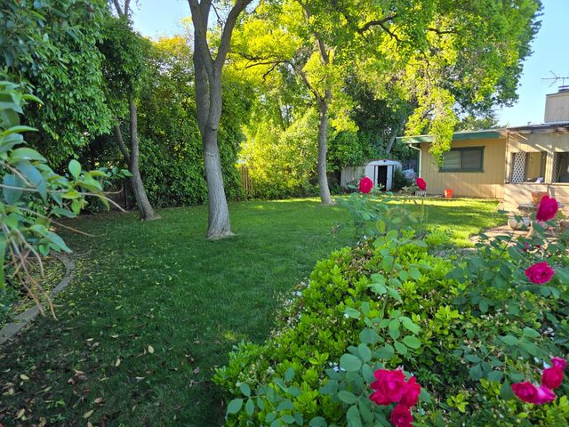 8700 Great Ct, Elk Grove, CA 95624