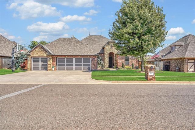 612 Old Home Place, Yukon, OK 73099