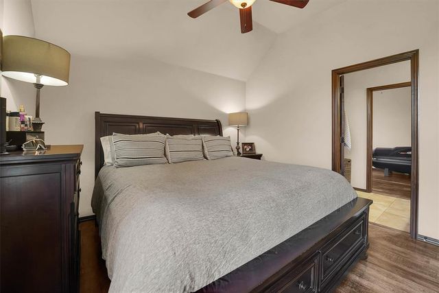 612 Old Home Place, Yukon, OK 73099