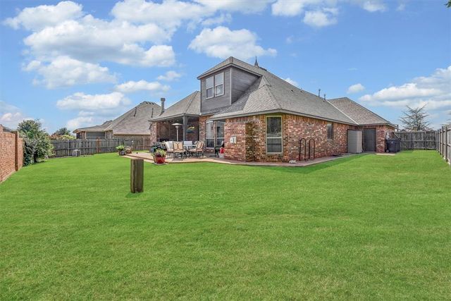 612 Old Home Place, Yukon, OK 73099