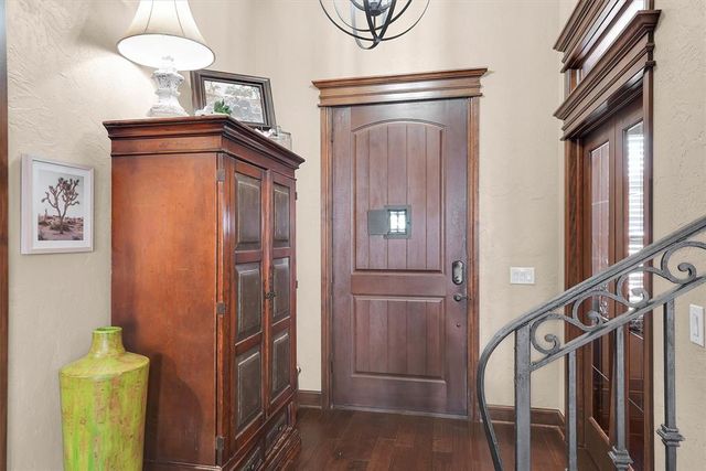 612 Old Home Place, Yukon, OK 73099