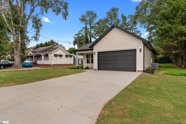318 W Fredricks Street, Anderson, SC 29625