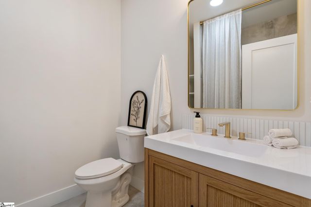 318 W Fredricks Street, Anderson, SC 29625