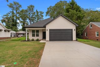 318 W Fredricks Street, Anderson, SC 29625