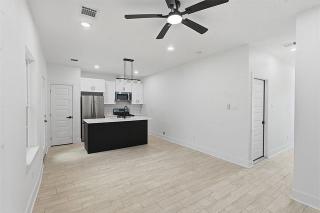 4914 Antha Street, Houston, TX 77016