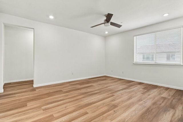 2929 Penrose Ln, Lathrop, CA 95330
