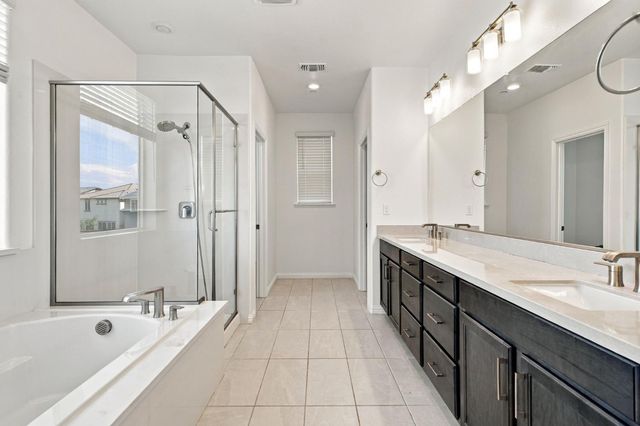 2929 Penrose Ln, Lathrop, CA 95330