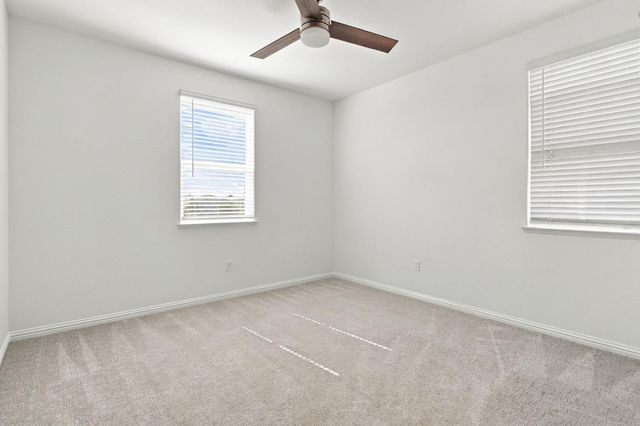 2929 Penrose Ln, Lathrop, CA 95330