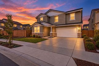 2929 Penrose Ln, Lathrop, CA 95330