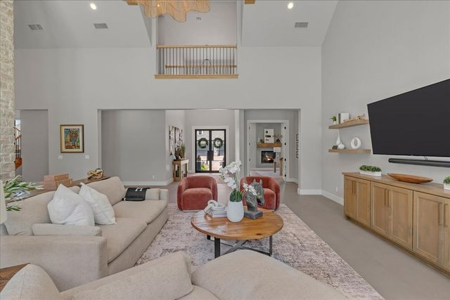 6744 E 123rd Street S, Bixby, OK 74008